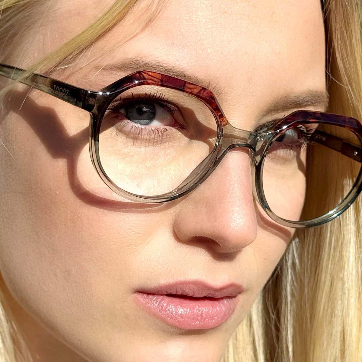 lunettes-loupe-de-lecture-tendance-originale-vert-transparent-readers-green-K45-PIGNA