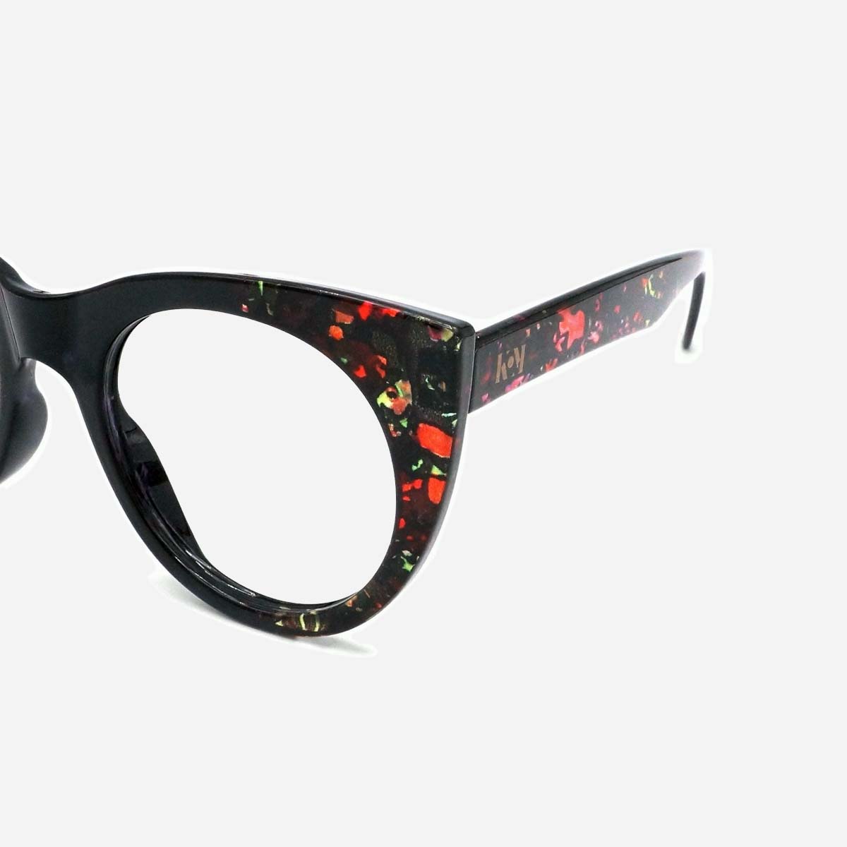 lunette-loupe-femme-papillon-K38-STELLA.jpg