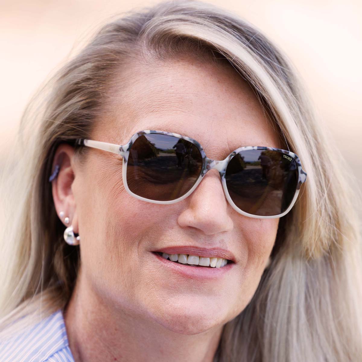 lunettes-de-soleil-original-polarisées-écaille-beige-oversized-monture-fine-rectangulaire-sunglasses-polarized-rectangular-tortoiseshell-thin-frame-K43-cream