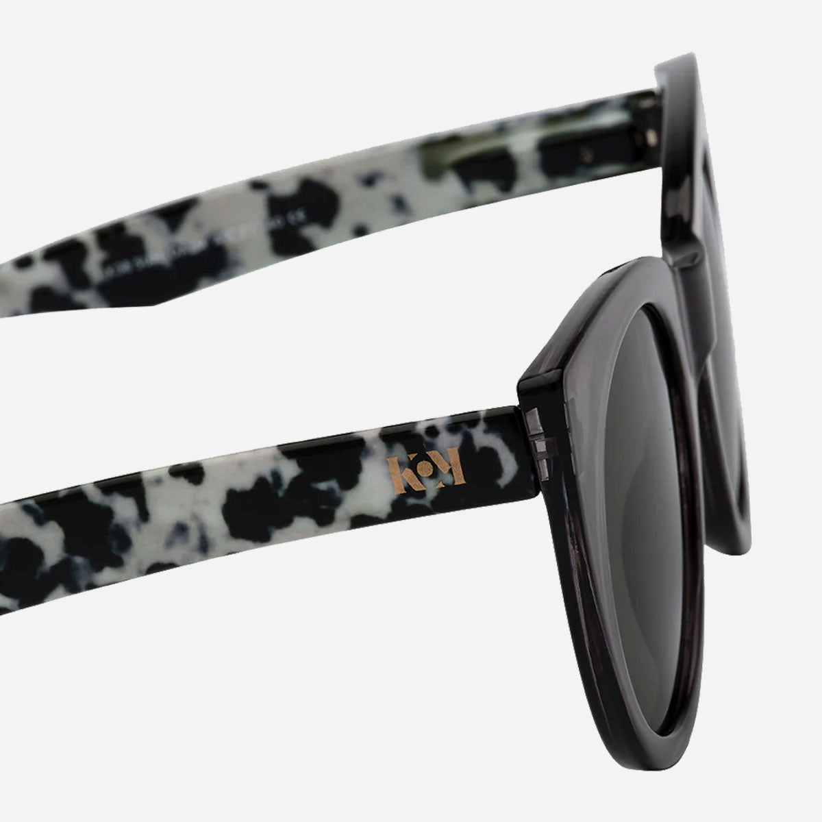 lunettes-de-soleil-femme-papillon-protection-uv-originale-women-sunglasses-polarised-K38-SP-DALM