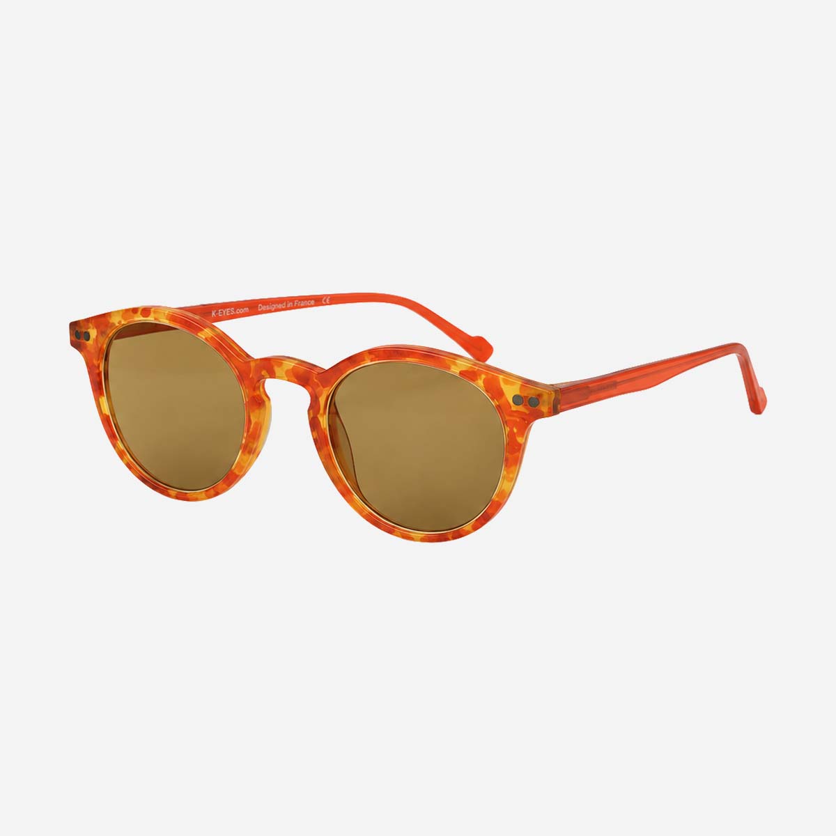 Lunettes de lecture solaires rondes, petite monture fine écaille orange avec verres teintés catégorie 2.
Round reading sunglasses, slim orange tortoise frame with category 2 tinted lenses.